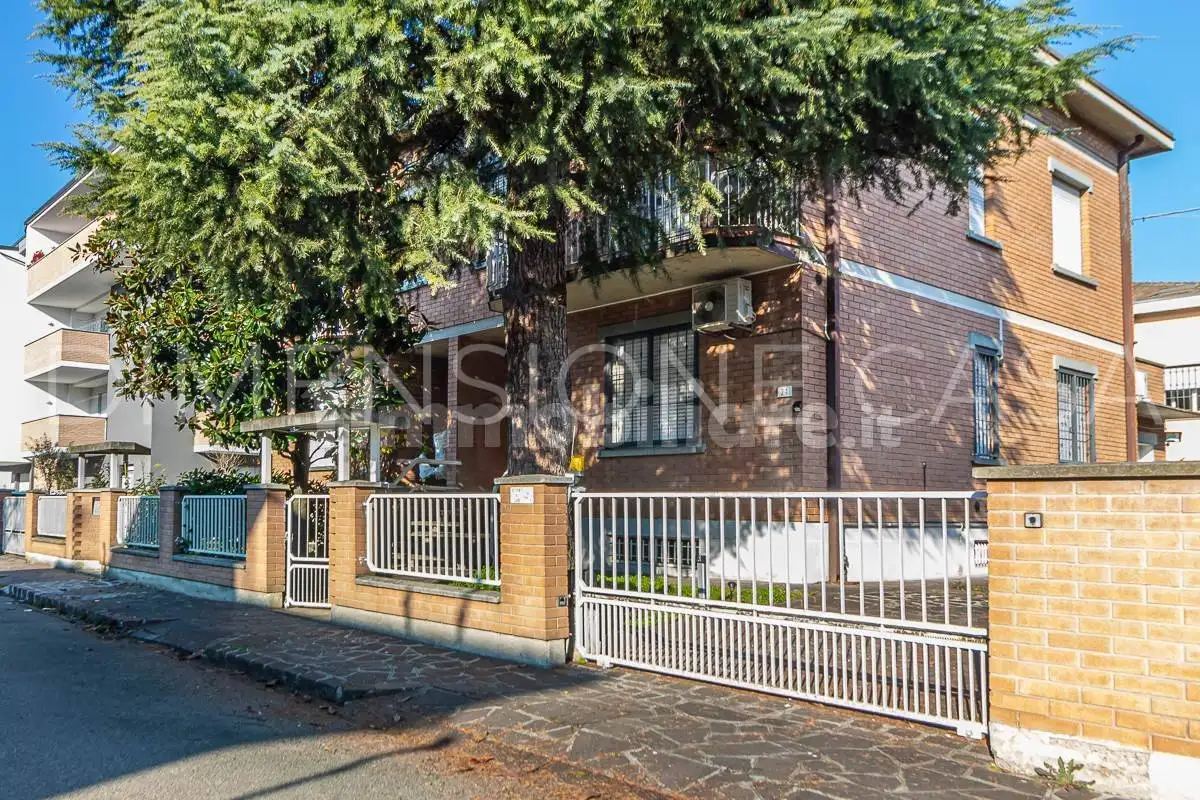 Villetta a schiera in vendita a Carpi