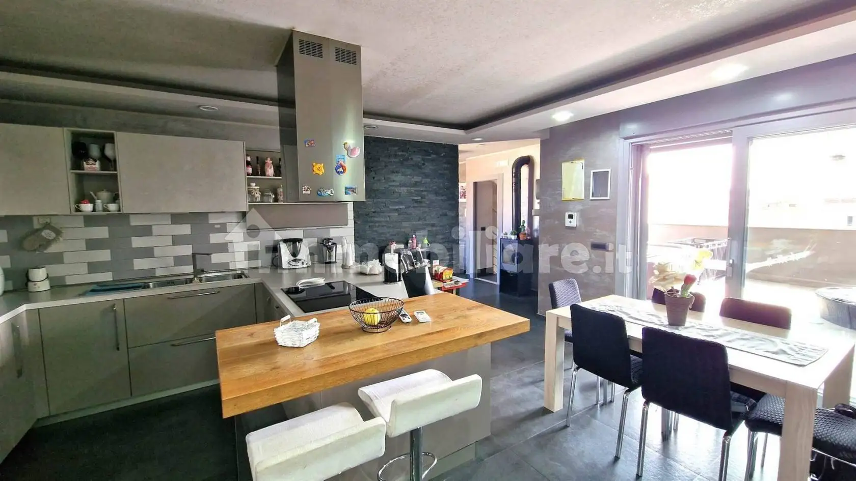 Appartamento in vendita a Mondragone