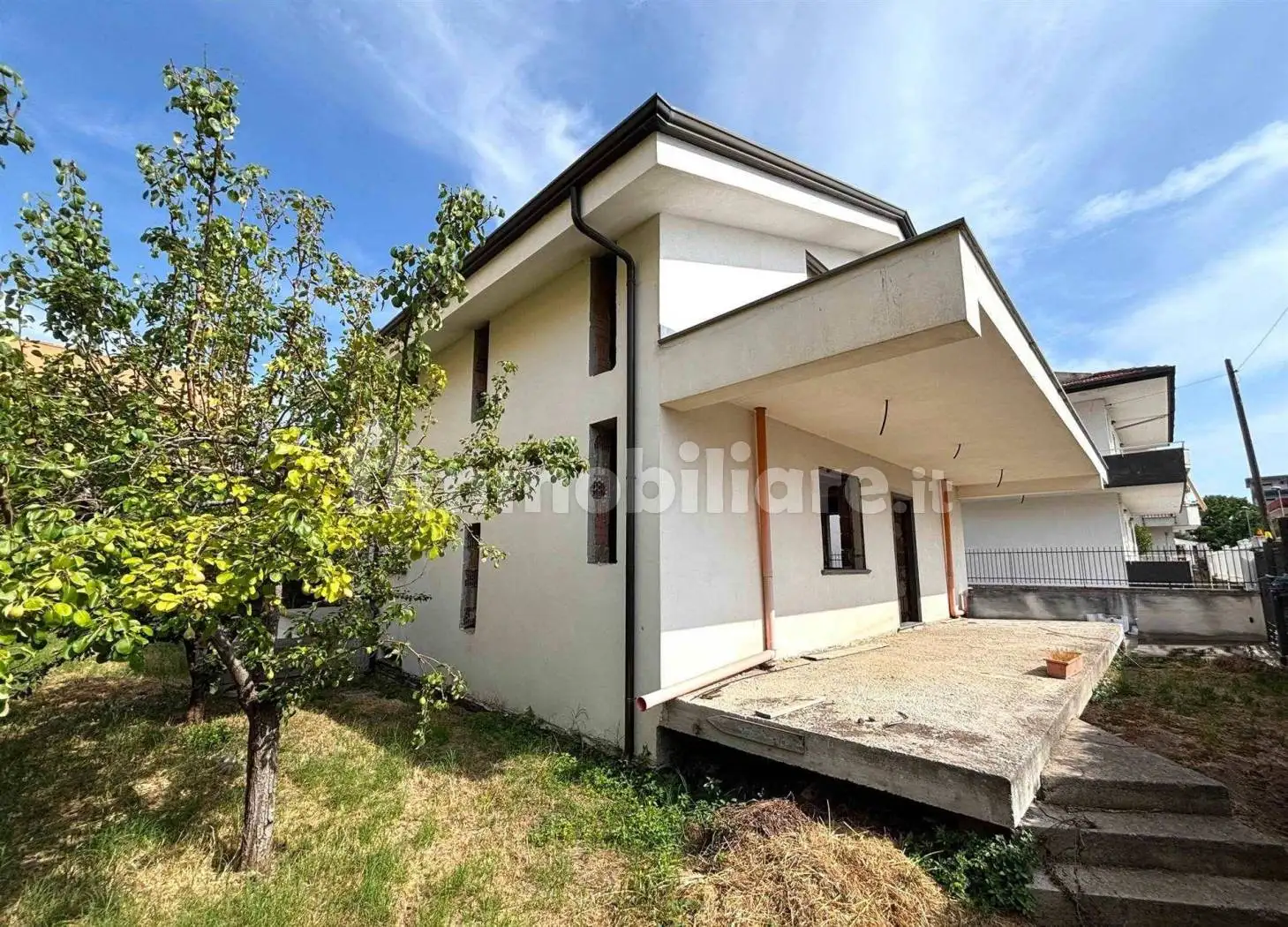 Villa in vendita a Mondragone