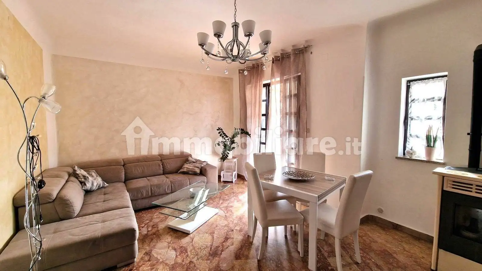 Appartamento in vendita a Mondragone