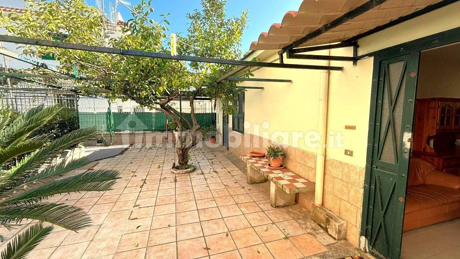 Appartamento in vendita a Mondragone