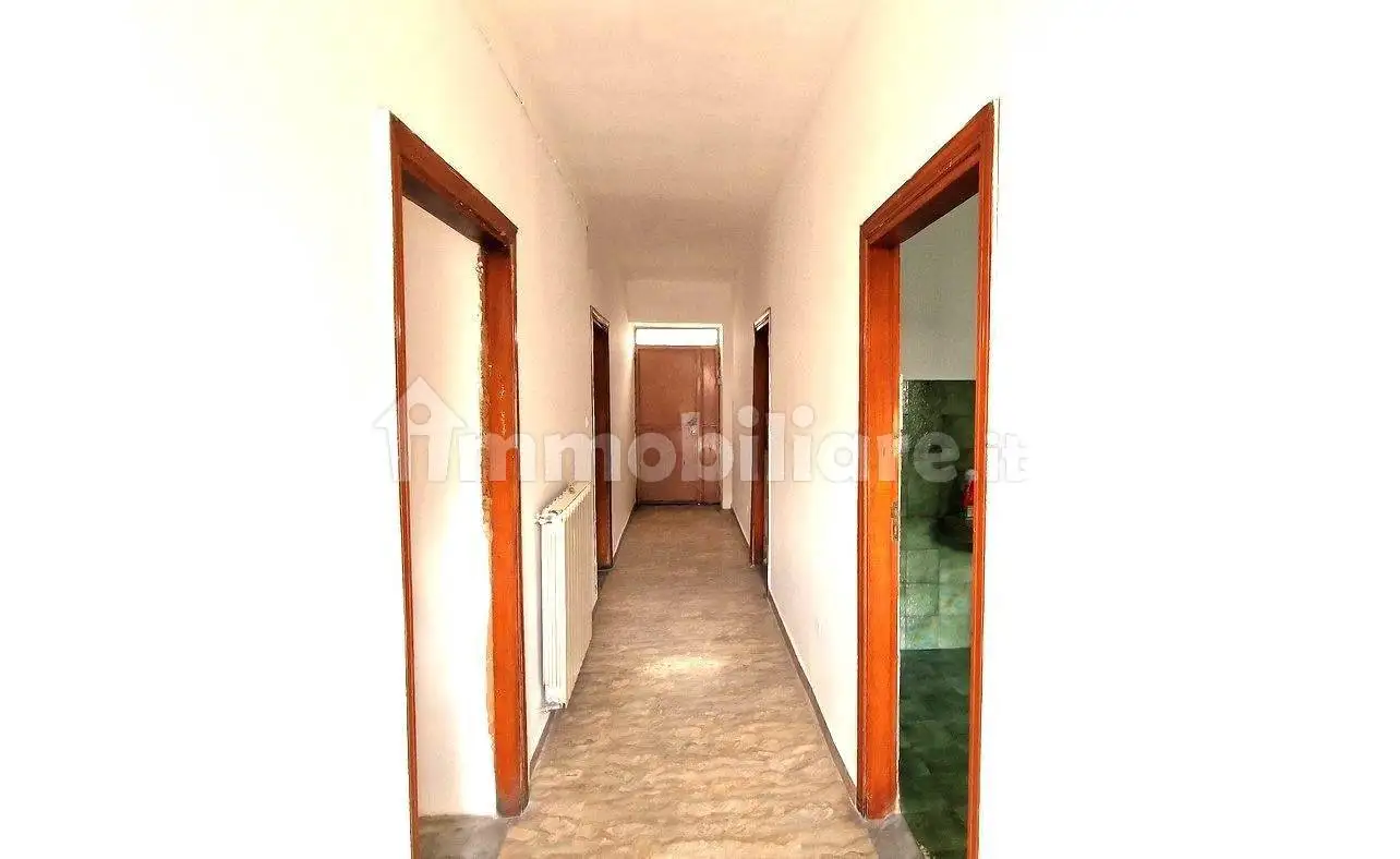 Terratetto unifamiliare 100 m², buono stato, Falciano del Massico - foto 4