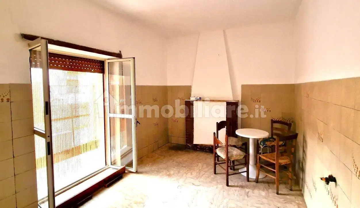 Terratetto unifamiliare 100 m², buono stato, Falciano del Massico - foto 5