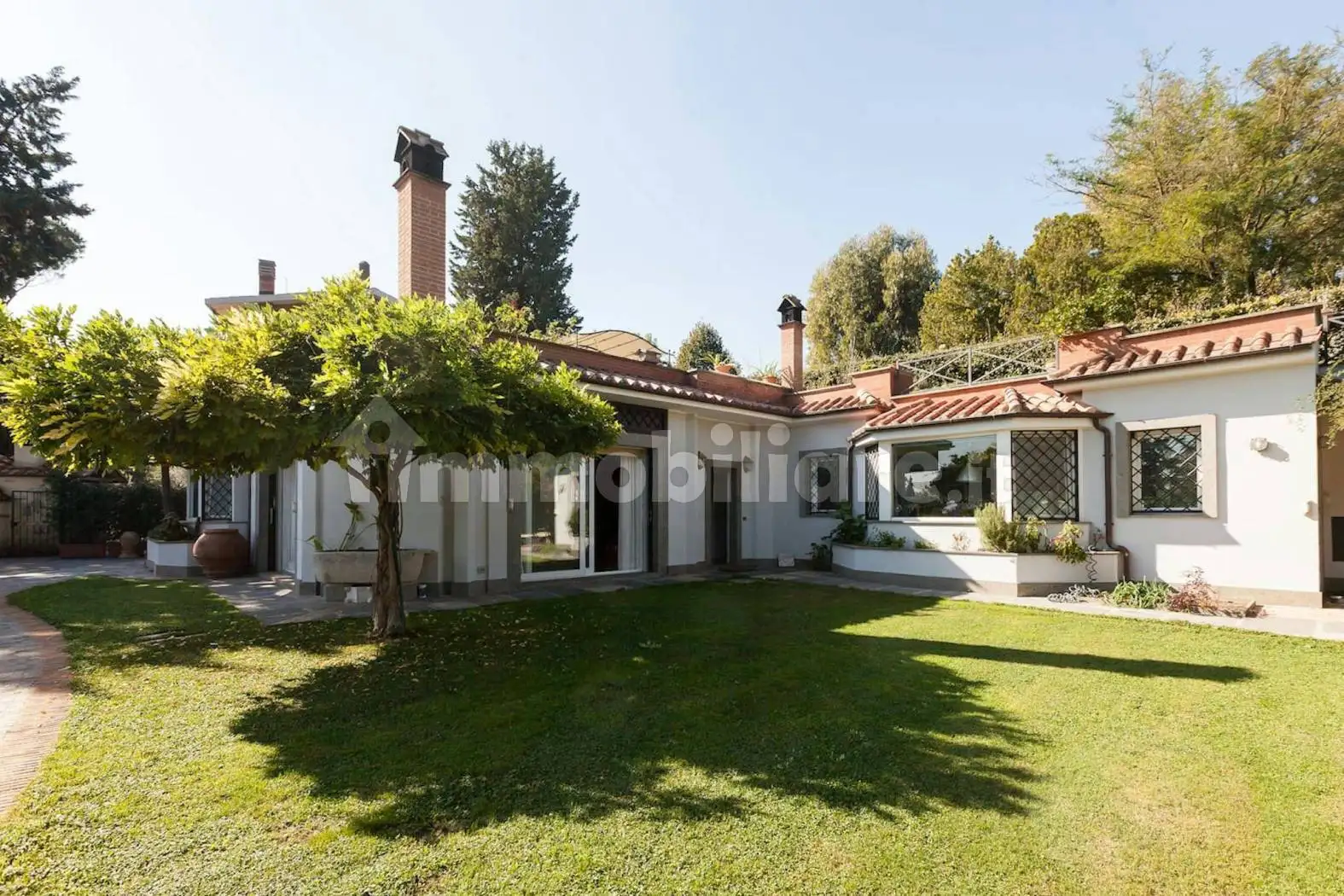 Casa indipendente in affitto a Roma