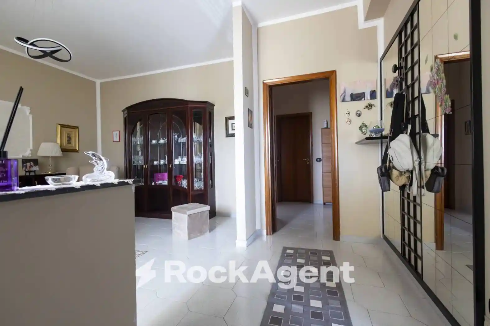 Trilocale viale dei Tulipani, 183, Siano - Cava, Catanzaro - foto 3