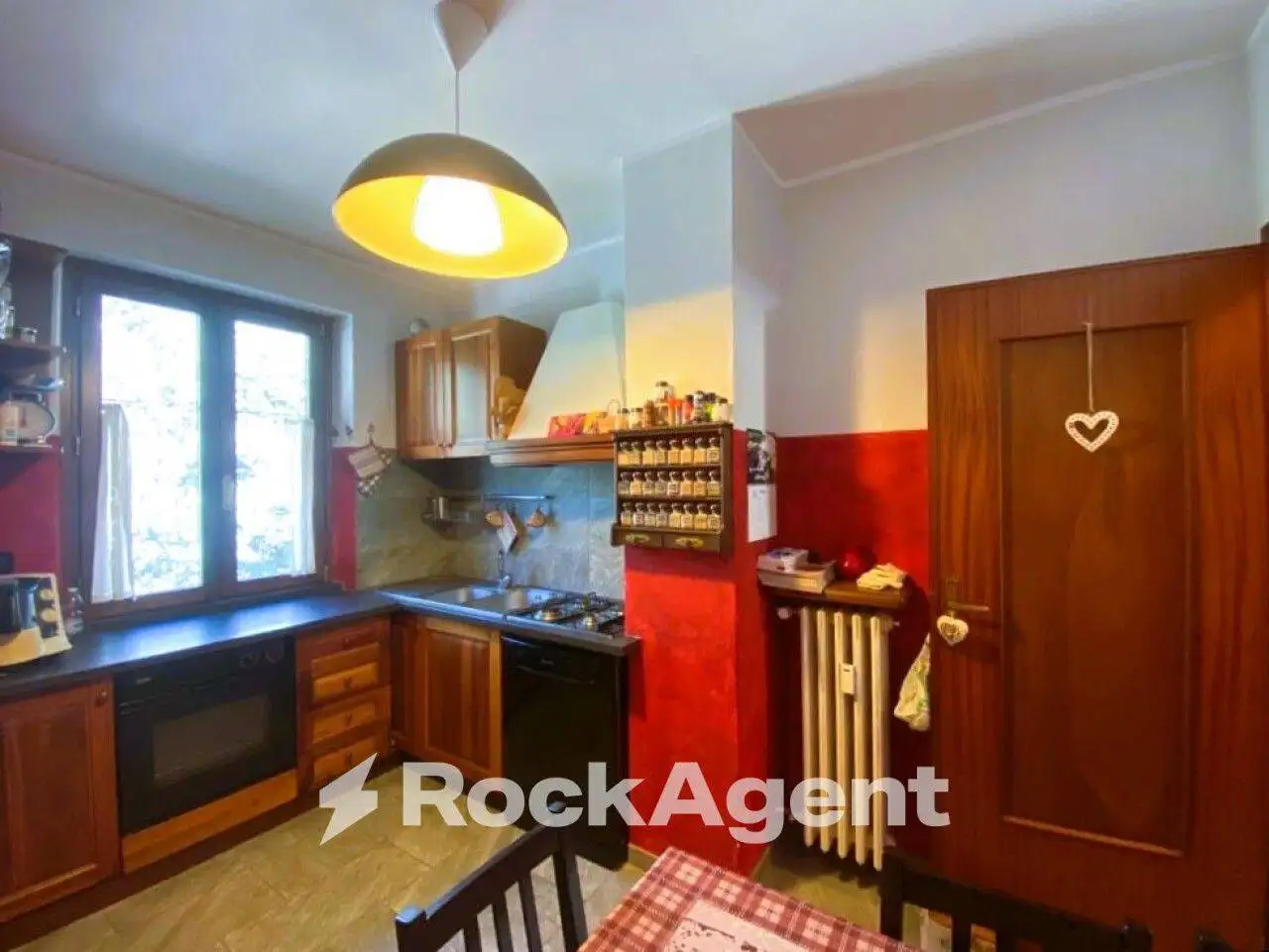 Quadrilocale viale Bramafam, 30, Centro, Bardonecchia - foto 5