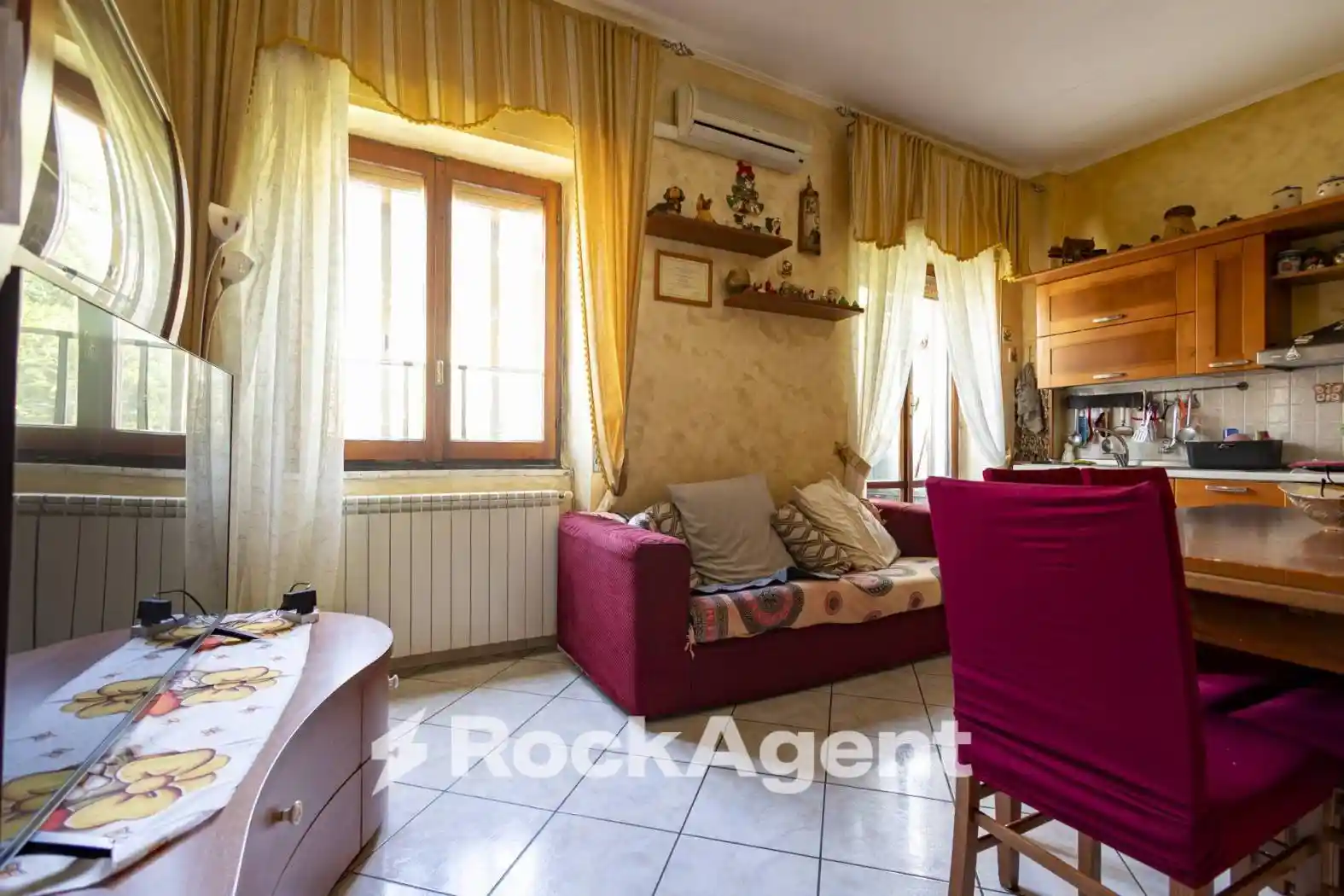 Trilocale via Antonio Masciari, 7, Centro Storico, Catanzaro - foto 4