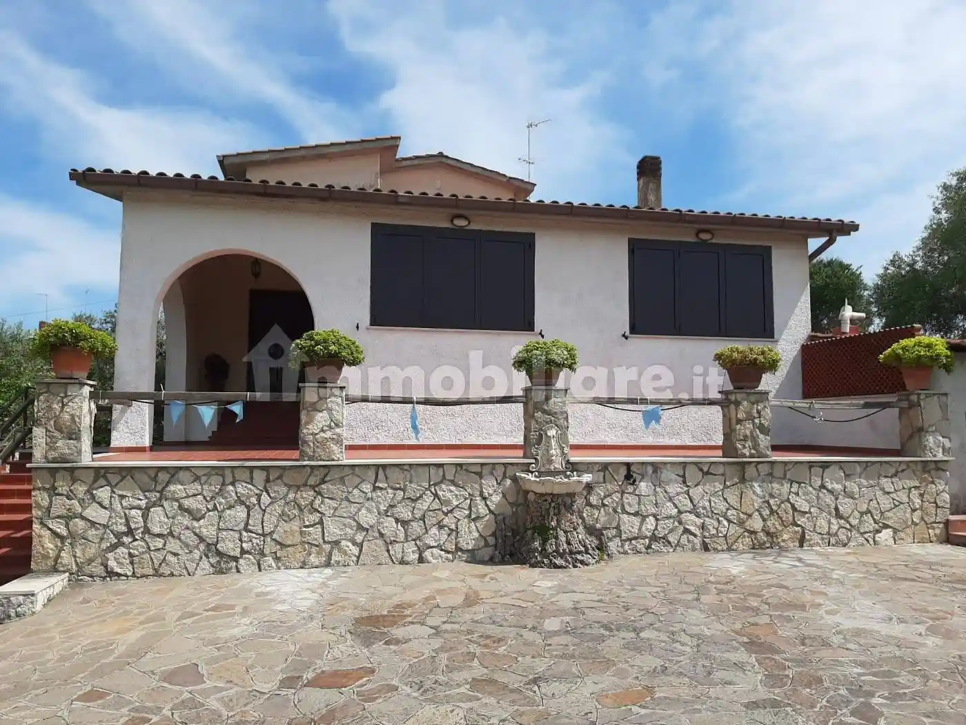 Villa in vendita a Palombara Sabina