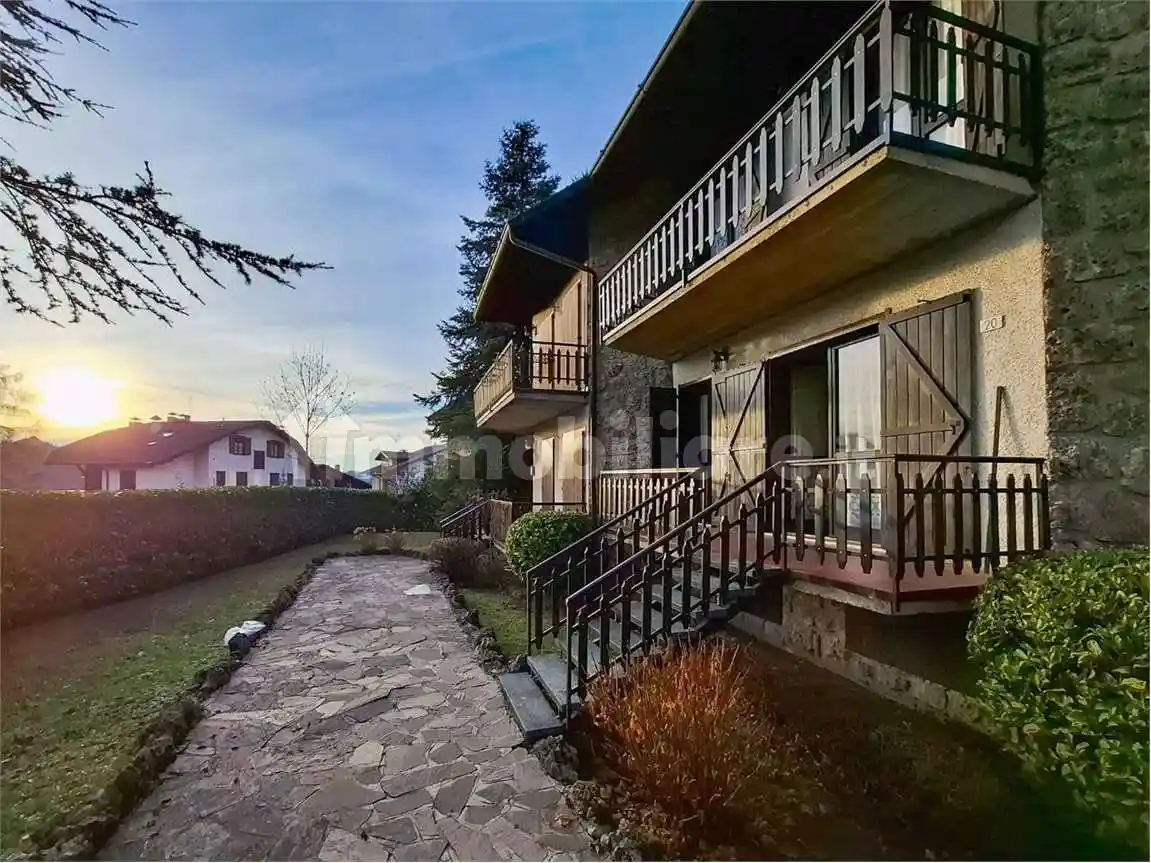 Villa a schiera via Presolana, Centro, Castione della Presolana - foto 3