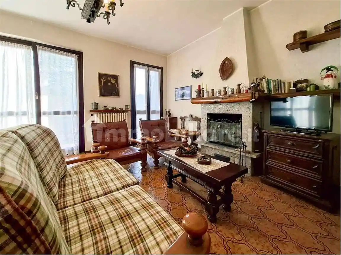 Villa a schiera via Presolana, Centro, Castione della Presolana - foto 5