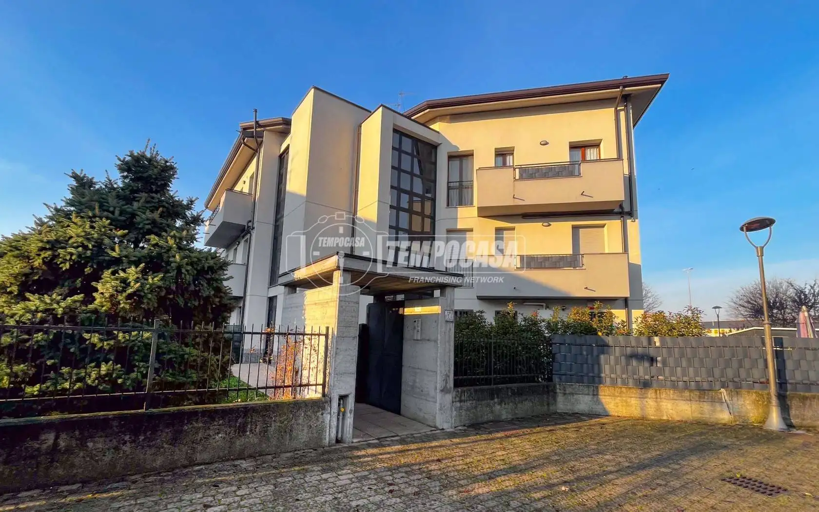 Appartamento in vendita a Zelo Buon Persico