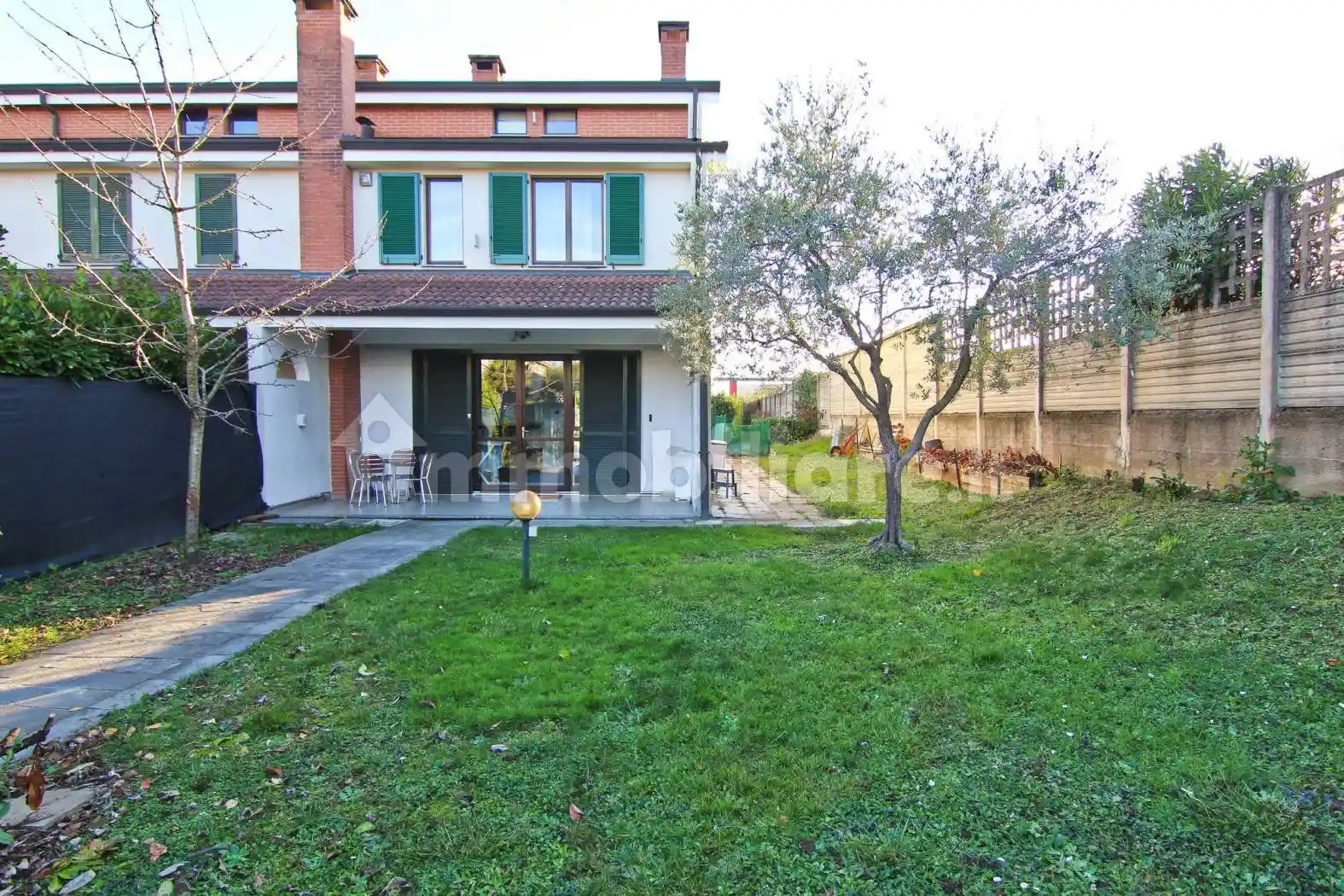 Villa a schiera via Giacomo Leopardi 23, Centro, Cogliate - foto 2