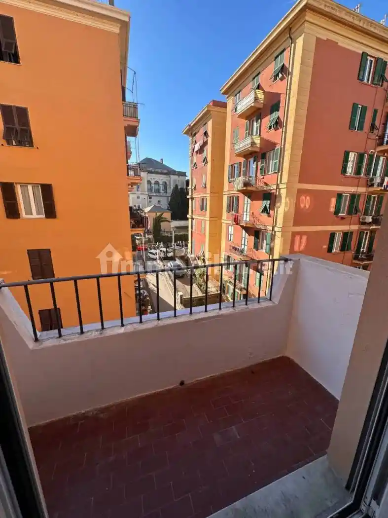 Trilocale via Martiri Di Cefalonia 7, Albaro, Genova - foto 5