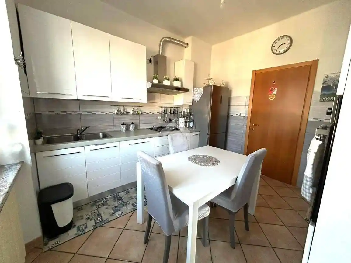 Trilocale via Nazionale 157, Centro, Costa Volpino - foto 4