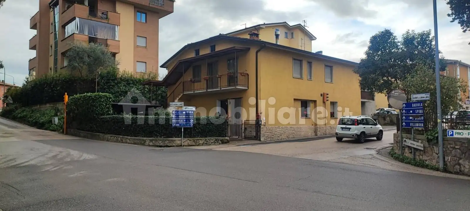 Casa indipendente in vendita a Perugia