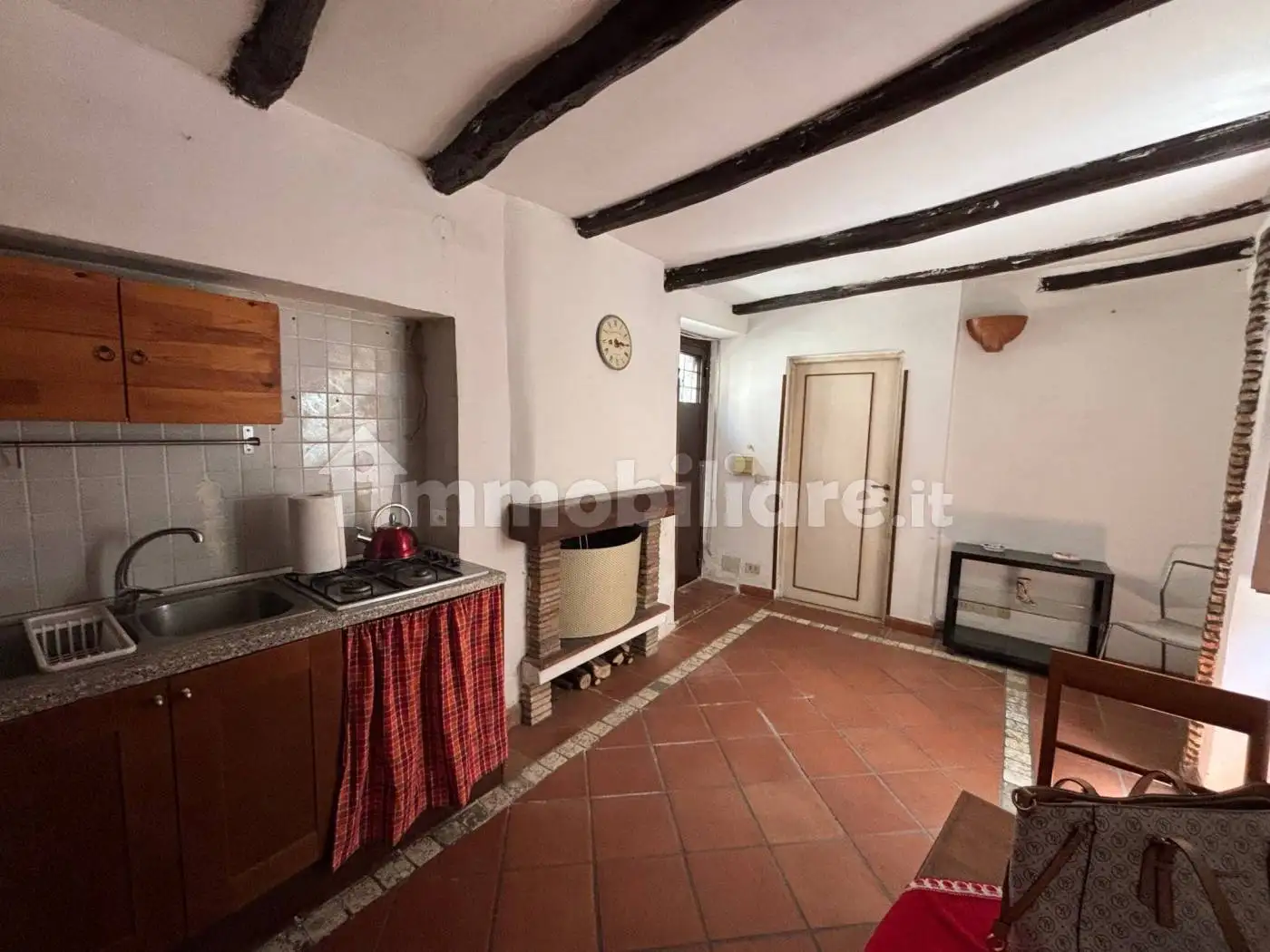 Appartamento in vendita a Faleria