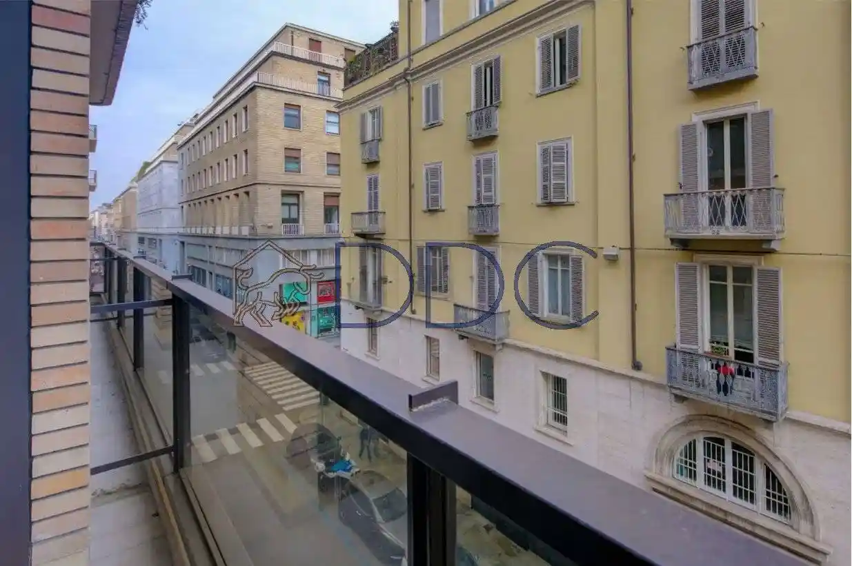 Quadrilocale via Giuseppe Luigi Lagrange 24, Via Roma, Torino - foto 3