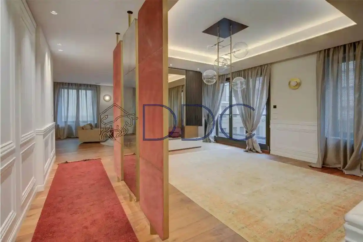 Appartamento via Giuseppe Luigi Lagrange 24, Via Roma, Torino - foto 2