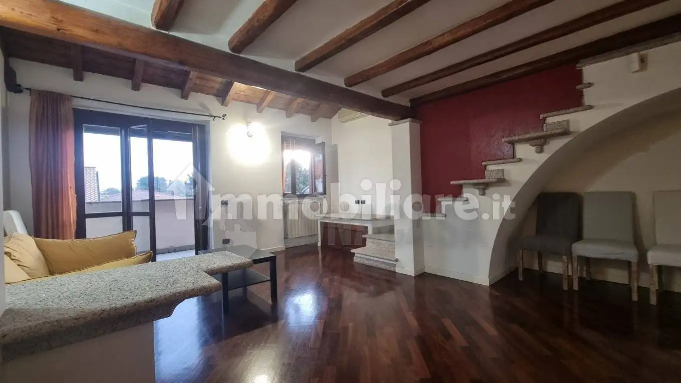 Trilocale via dell'Ongaro, Cardano al Campo - foto 2