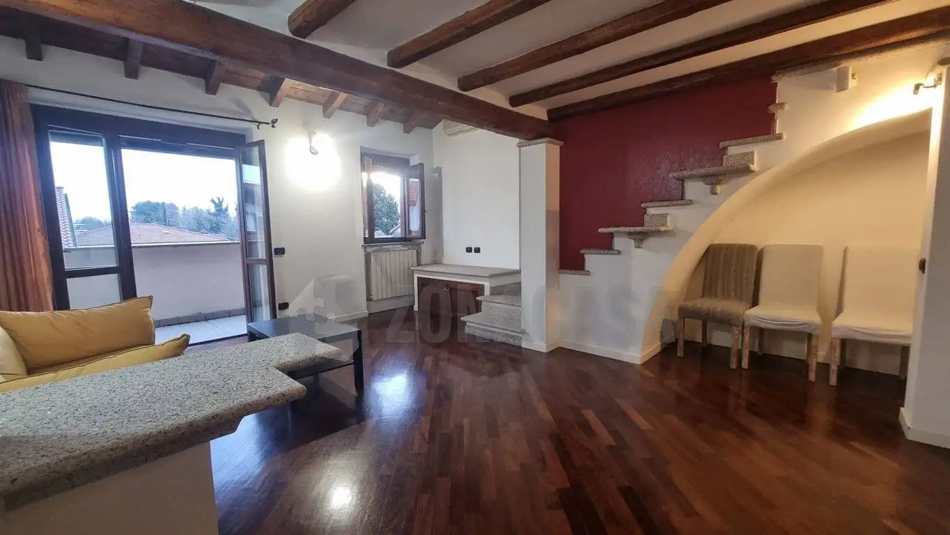 Trilocale via dell'Ongaro, Cardano al Campo - foto 4