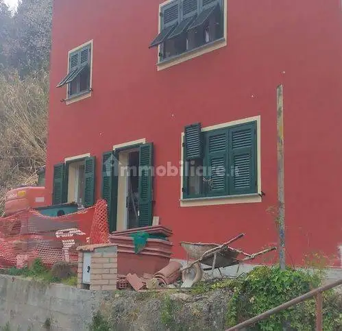 Villa in vendita a Serra Riccò