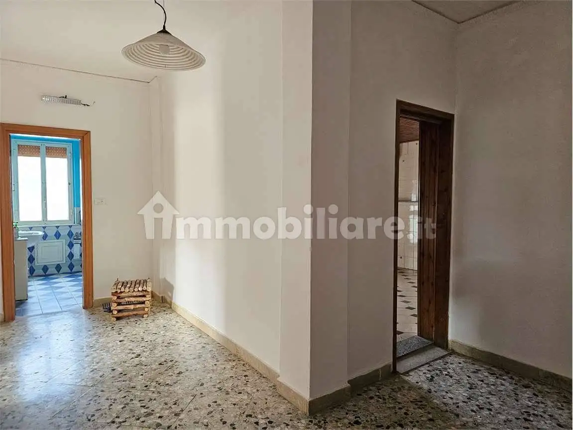 Appartamento da ristrutturare, quinto piano, Zona Industriale, Carini - foto 5