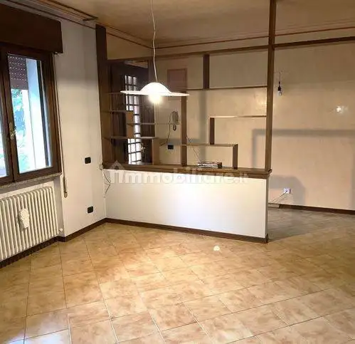 Villa a schiera 5 locali, buono stato, Centro, Arcade - foto 4