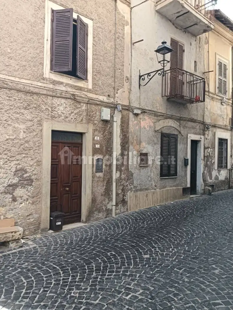 Appartamento in vendita a Guidonia Montecelio