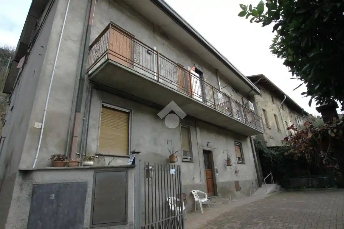 Appartamento in vendita a Sirone