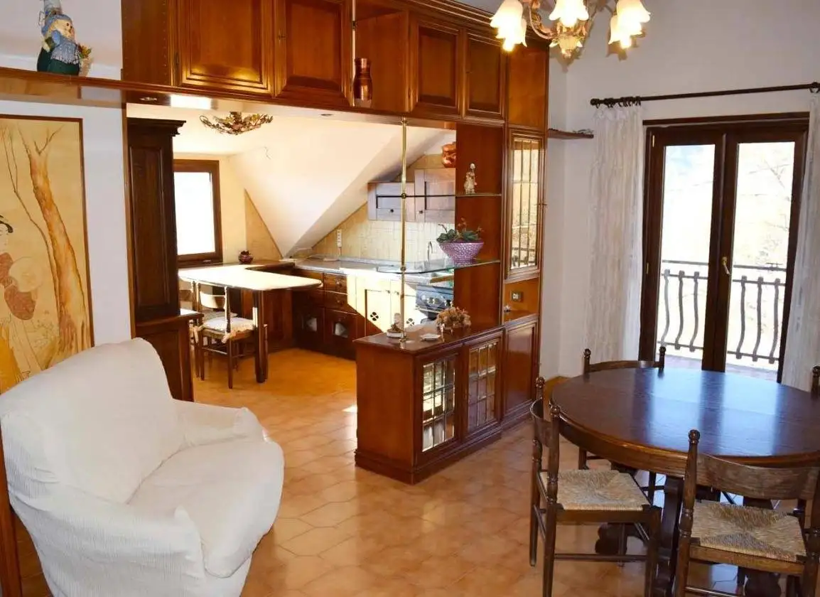 Appartamento in vendita a Tagliacozzo