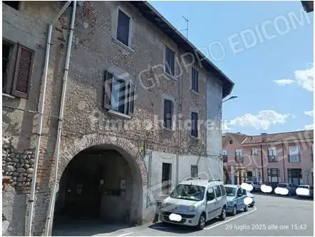 Palazzo - Stabile in asta a Fagnano Olona