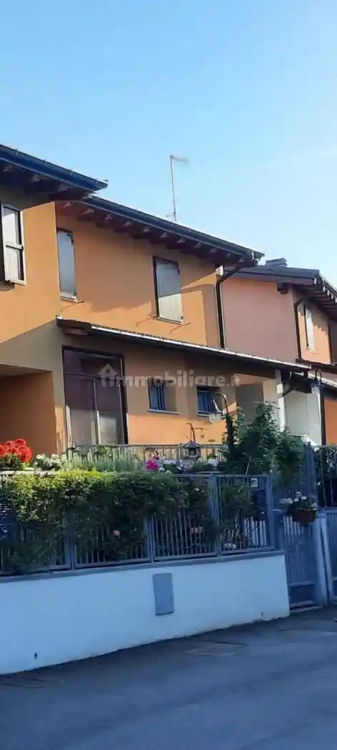 Villetta a schiera - foto 2