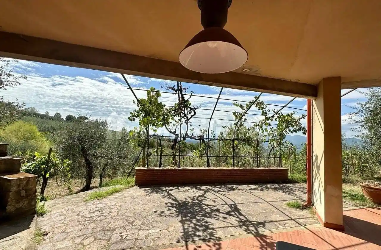Villa in vendita a Reggello