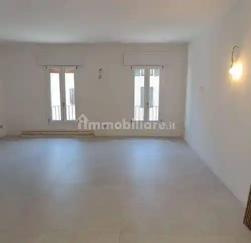 Quadrilocale ottimo stato, primo piano, Centro, Bassano del Grappa - foto 2