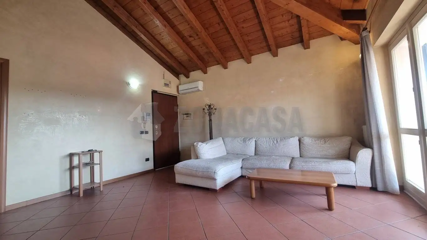 Trilocale via Angelo Pegoraro, Cascinetta, Gallarate - foto 4