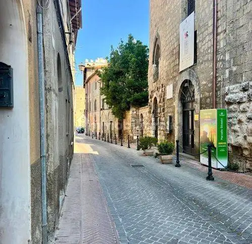 Monolocale via Delle Torri, Centro Storico, Tarquinia - foto 5