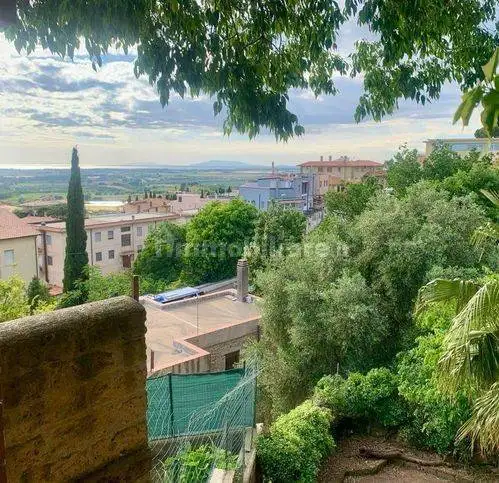 Villa in vendita a Tarquinia