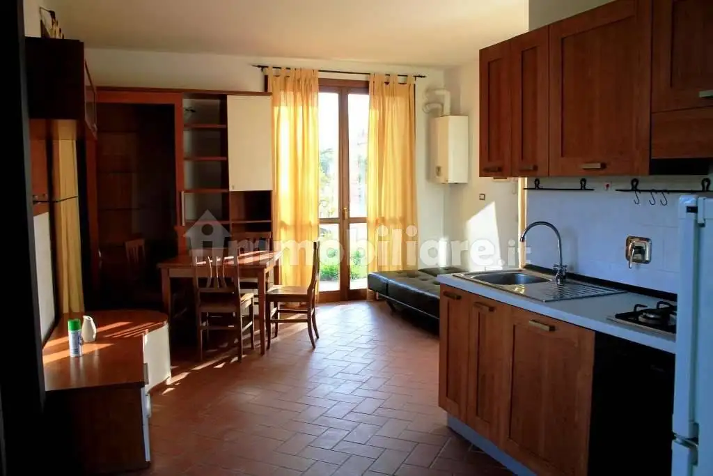 Appartamento in affitto a Sarzana