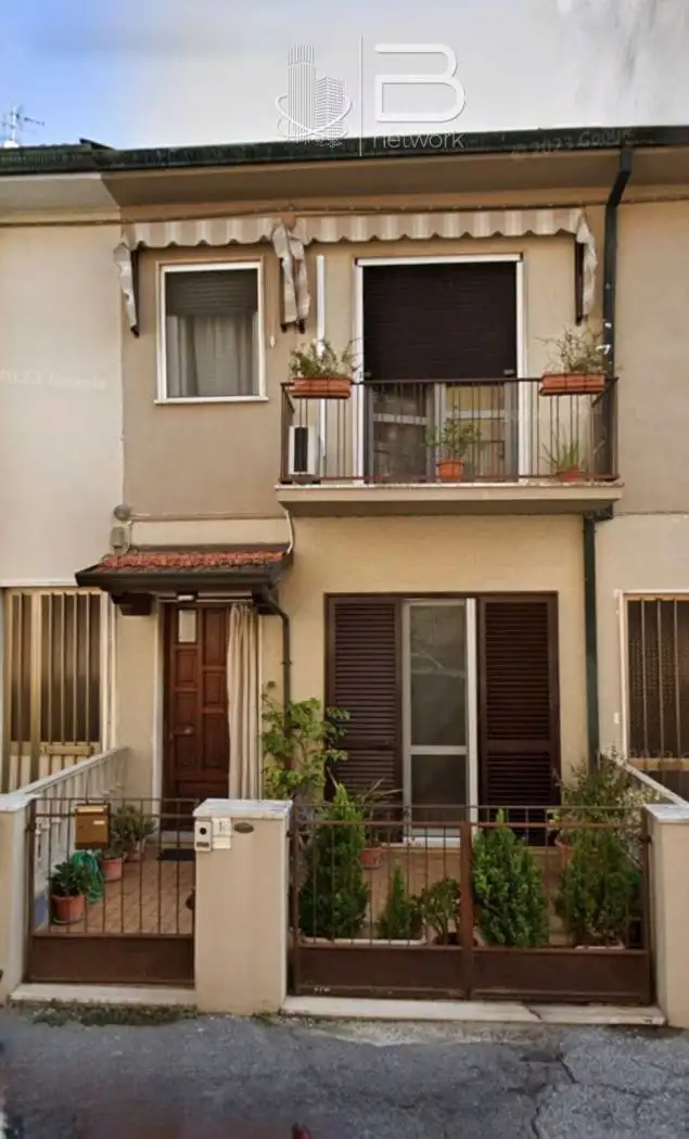 Villetta a schiera in vendita a Viareggio