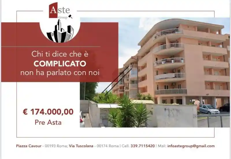 Appartamento in vendita a Roma