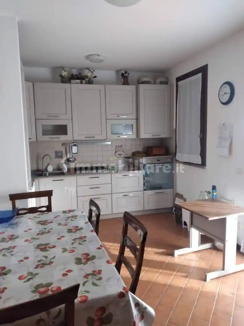 Appartamento ottimo stato, piano terra, Castelnovo Ne' Monti - foto 2