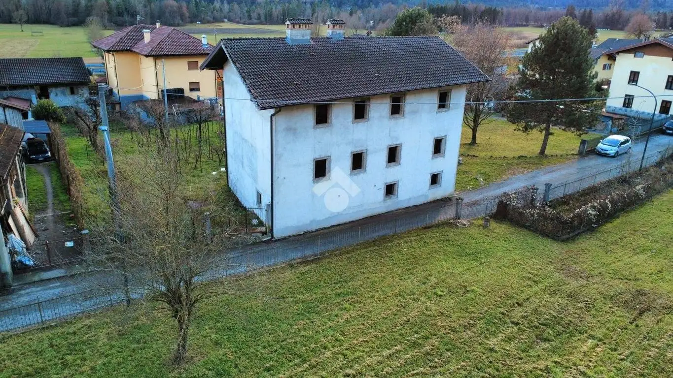 Villa in vendita a Enemonzo