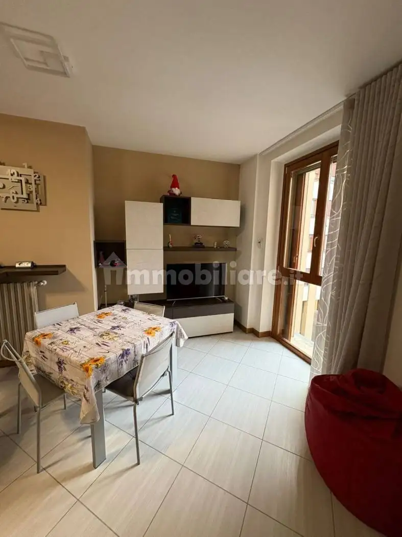 Appartamento in affitto a Saronno