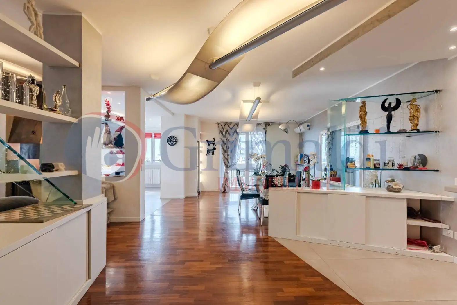 Appartamento via Monte Grappa 17, Centro, Arese - foto 3