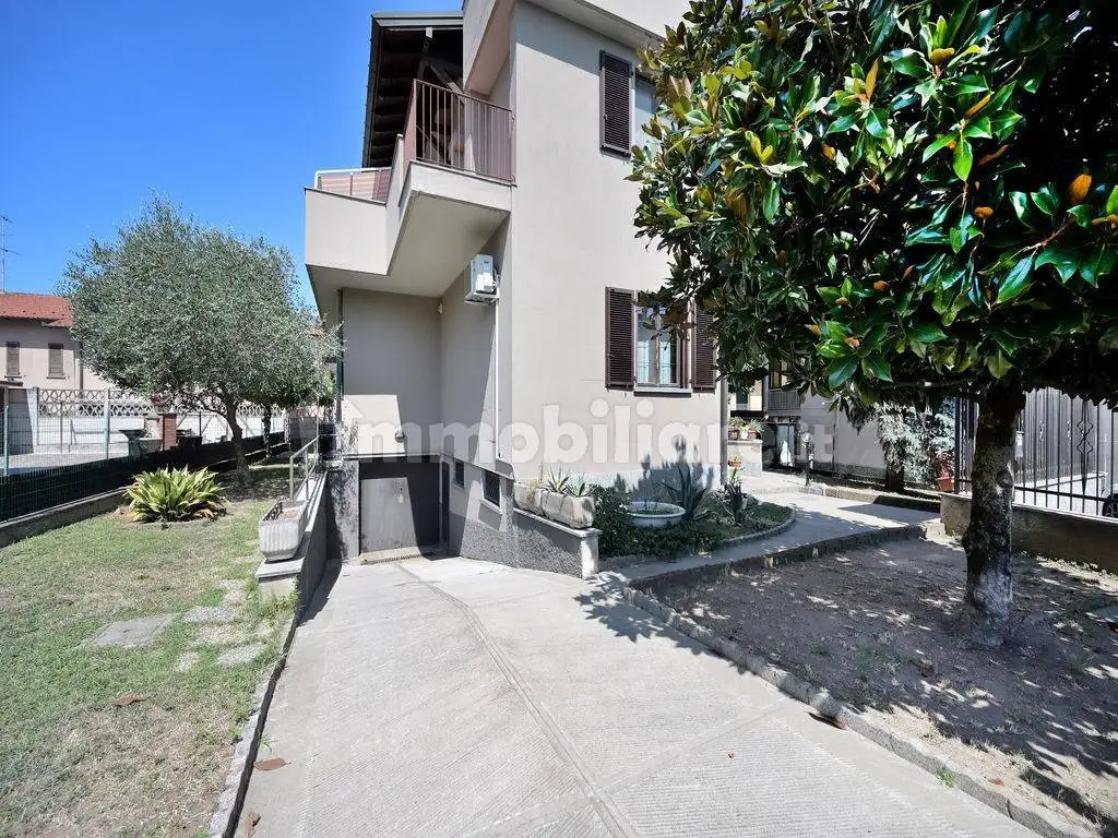 Villa unifamiliare vicolo Massimo d'Azeglio, Abbiategrasso - foto 3