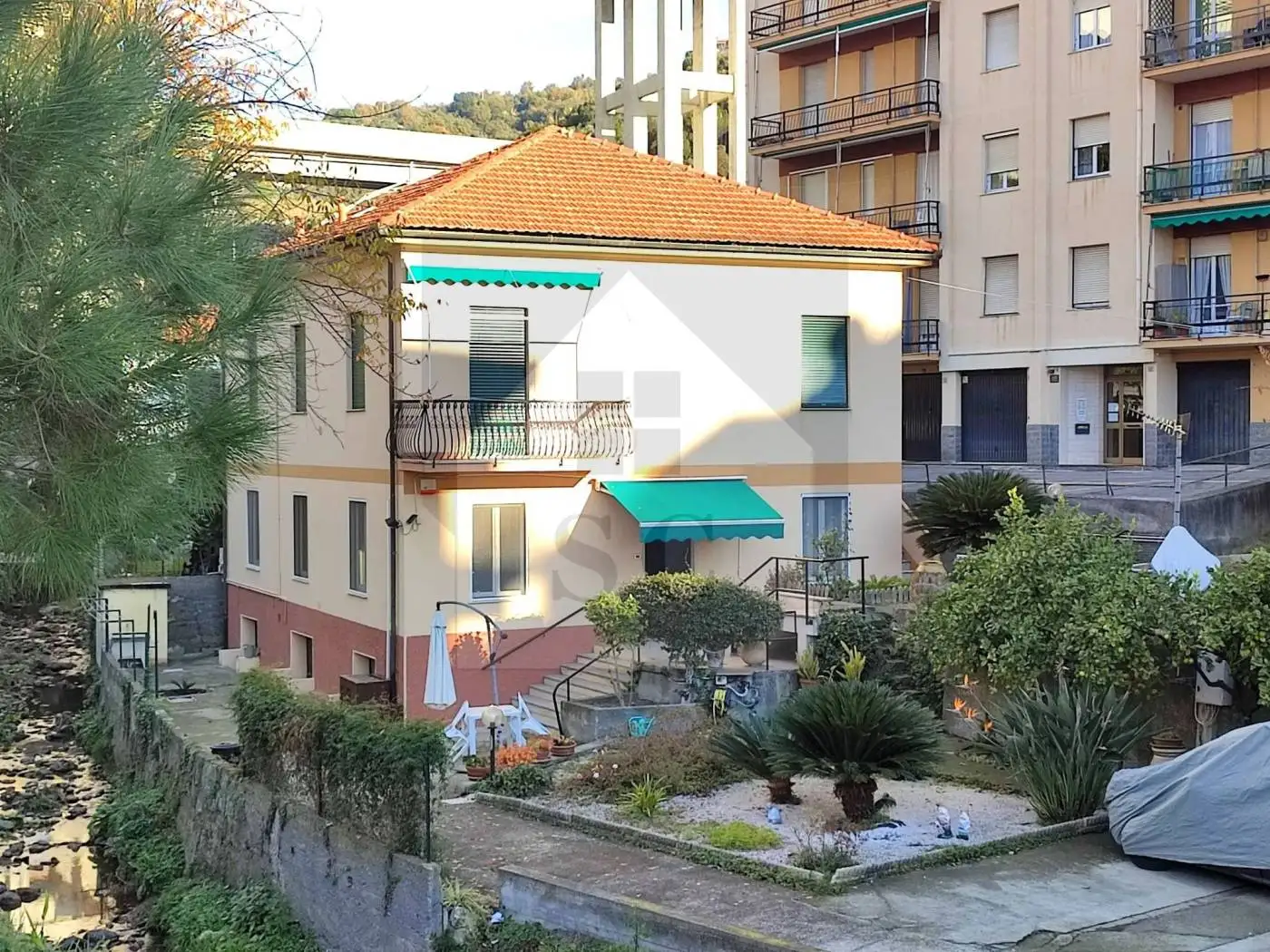 Appartamento in vendita a Celle Ligure