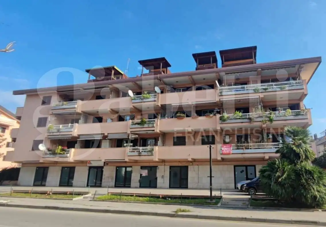 Appartamento in vendita a Curti