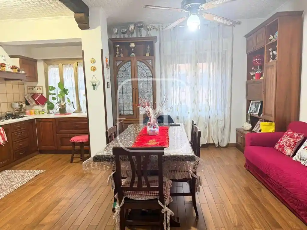 Trilocale via Cornelio Gallo, Quadraro, Roma - foto 5