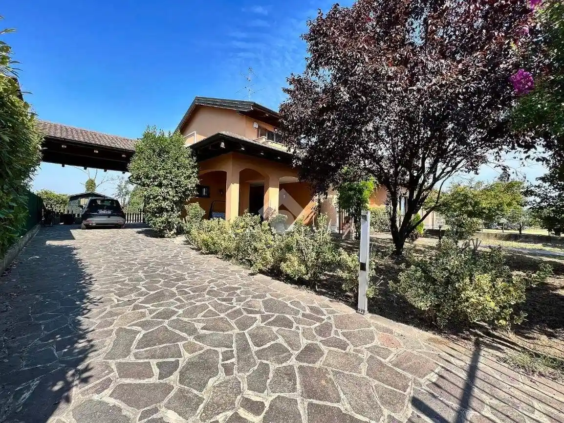Villa bifamiliare via Caduti di Nassiriya 4, Spino d'Adda - foto 3