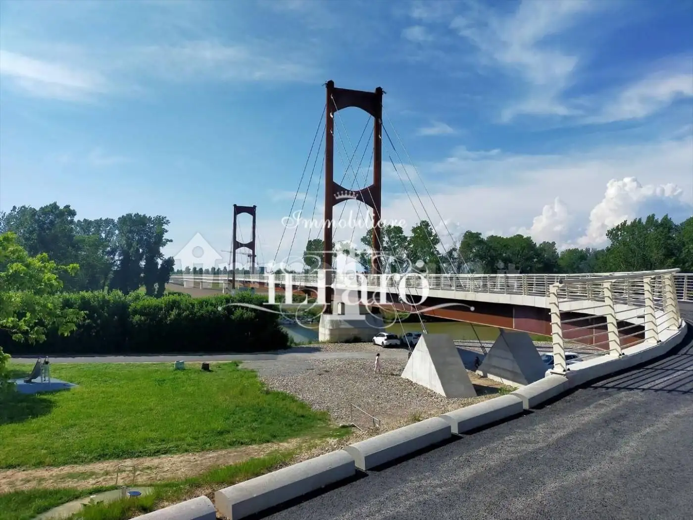 Casa indipendente in vendita a Pisa